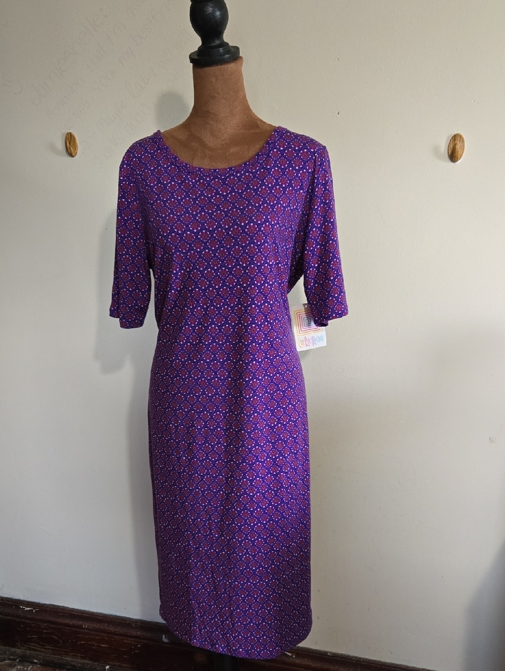 DR22 NWT LuLaRoe Carly High-Low Swing T-Shirt Dress Stretch A-Line Flowy Casual